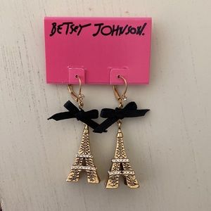 Betsey Johnson Eiffel Tower Earrings